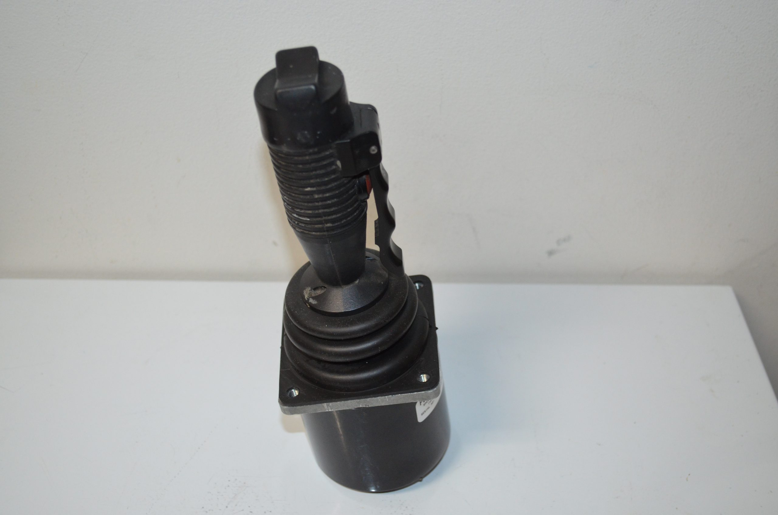 HANDLE – TEREX