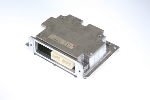 Controller, IC
